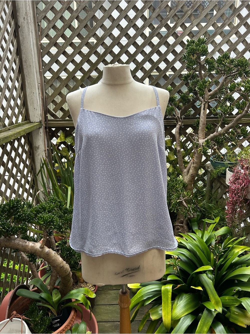 LOFT Light Blue  Camisole w/abstract bird design in white. Lined. Size MP. NWOT
